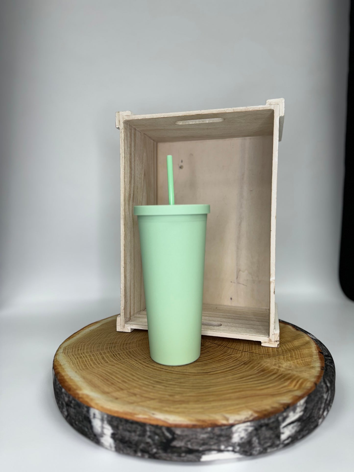 Bouteille en plastique colorée modèle 1
