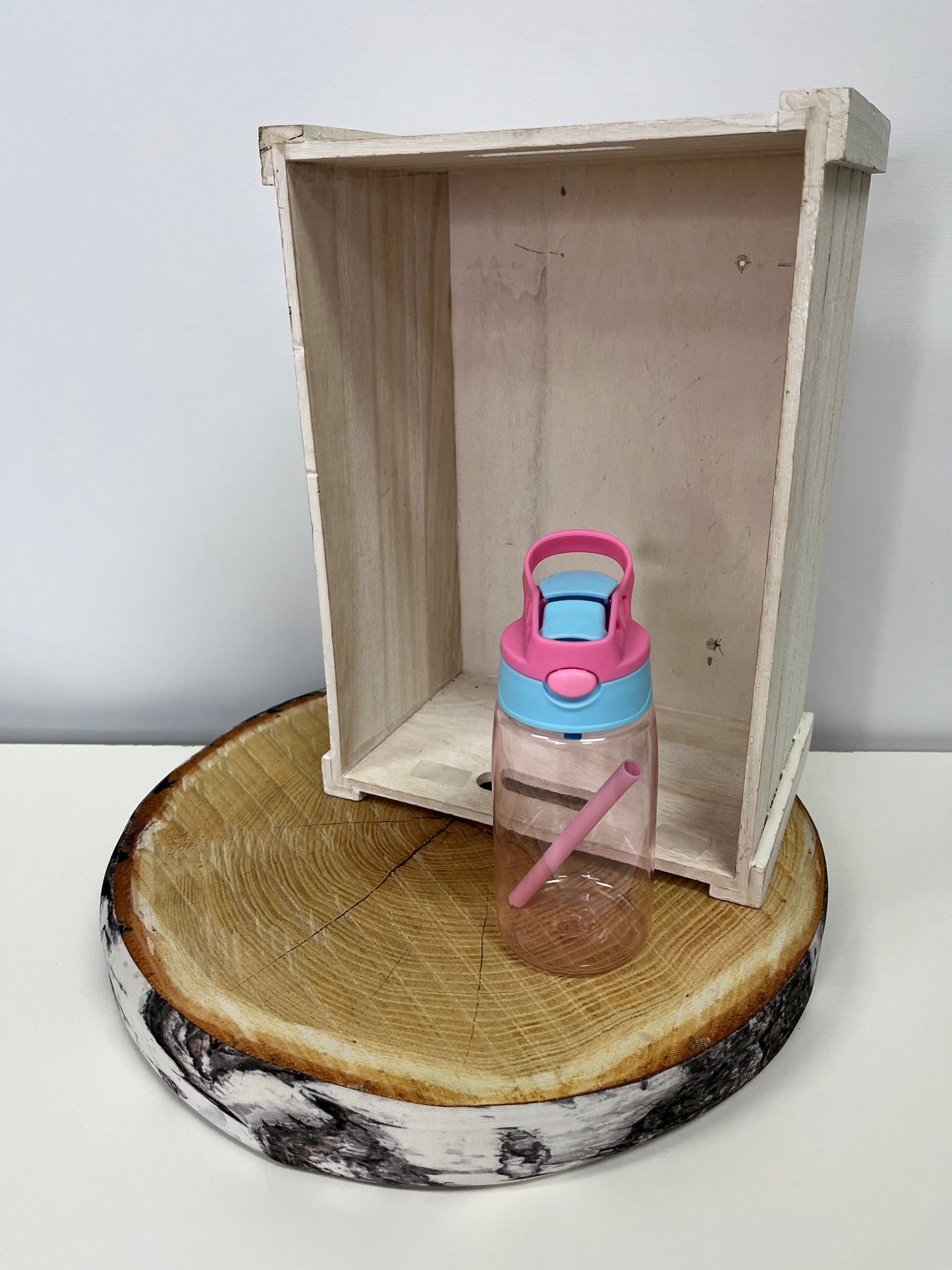 Bouteille pour enfant en plastique modele 2