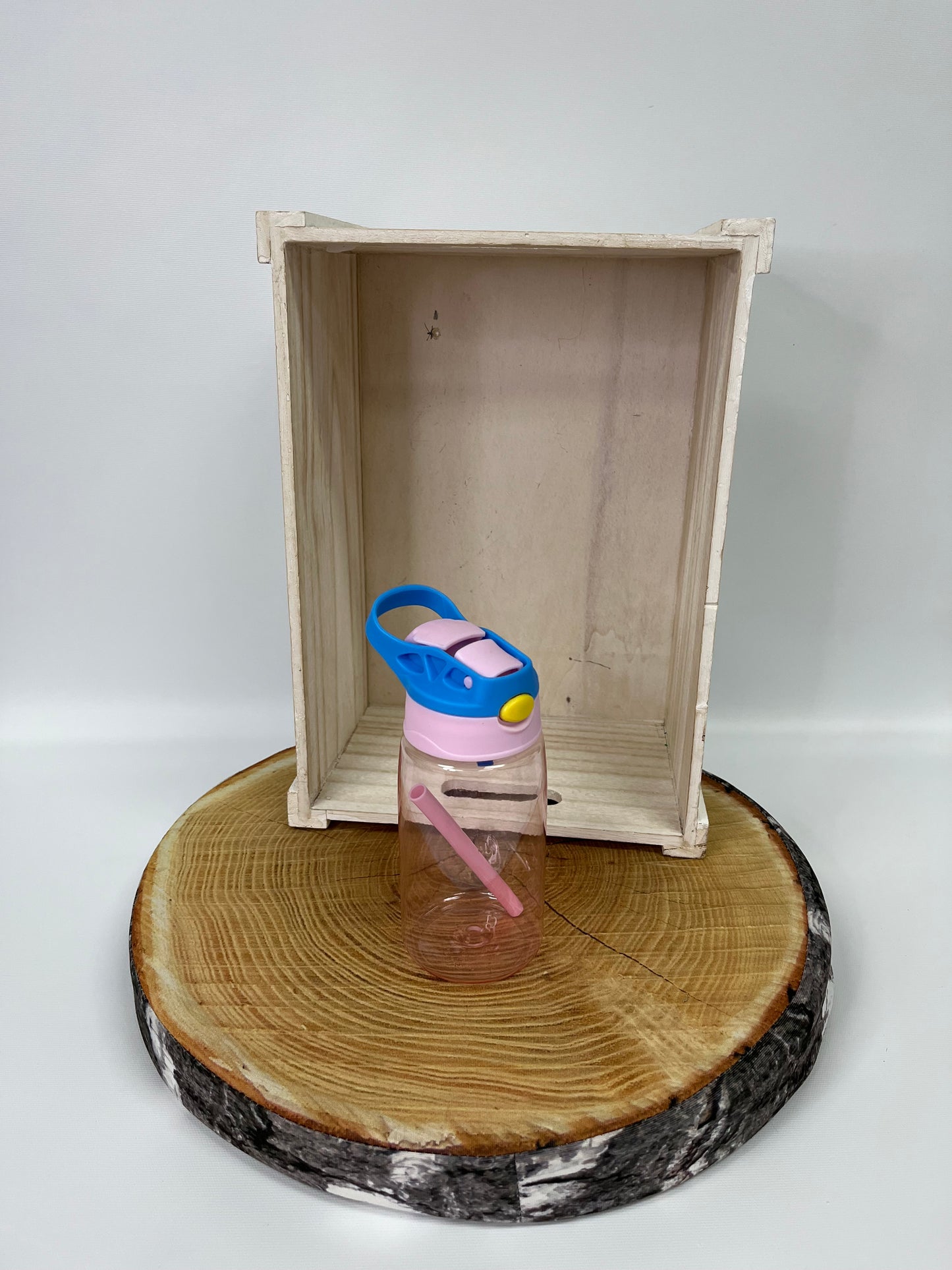 Bouteille pour enfant en plastique modele 2