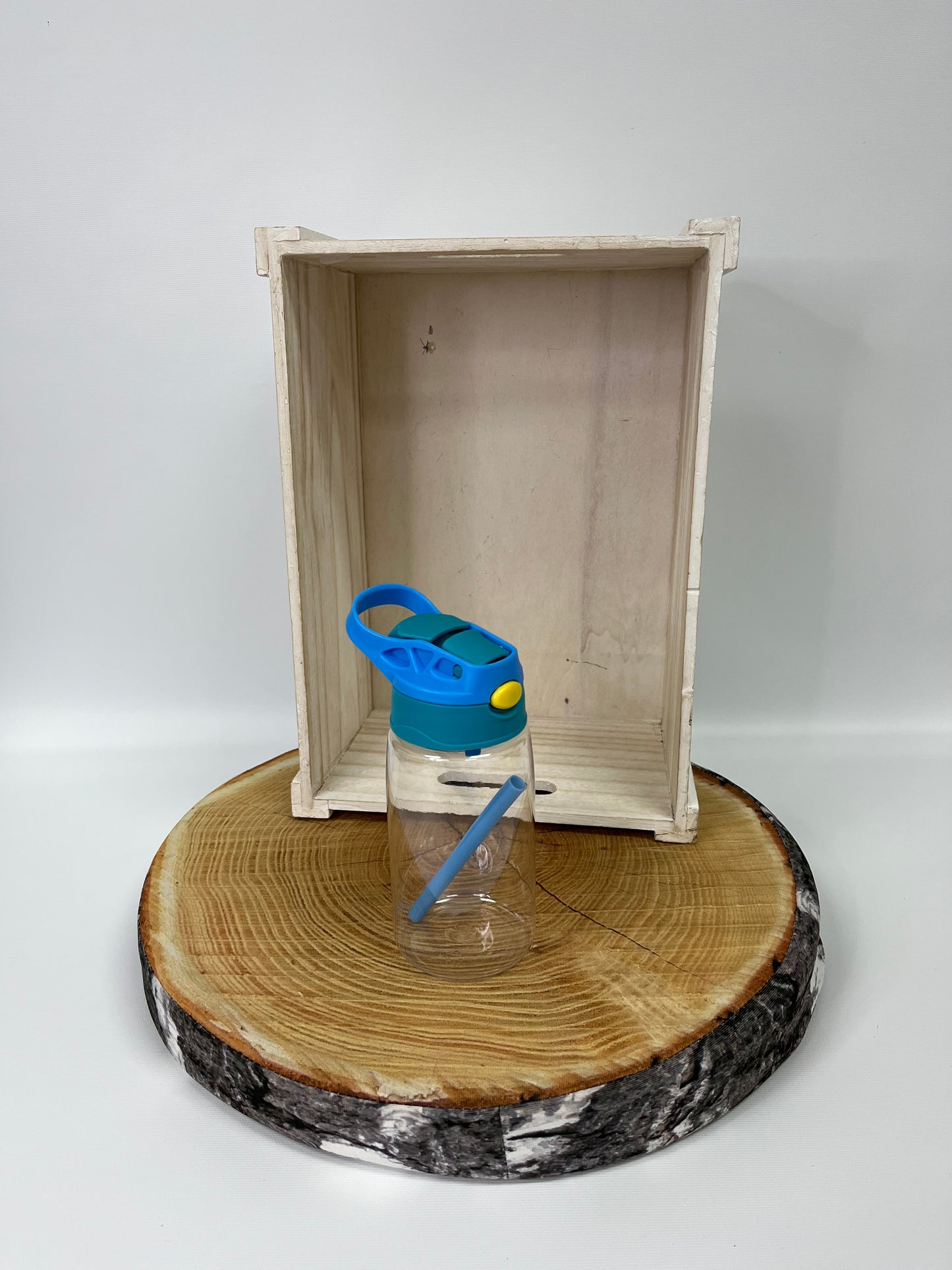 Bouteille pour enfant en plastique modele 2