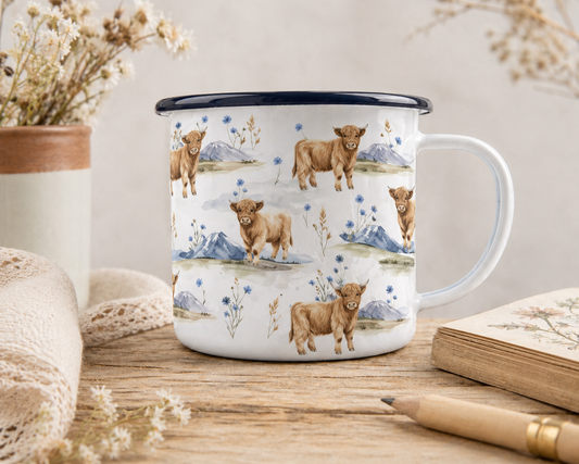 Tasse en émail blanche