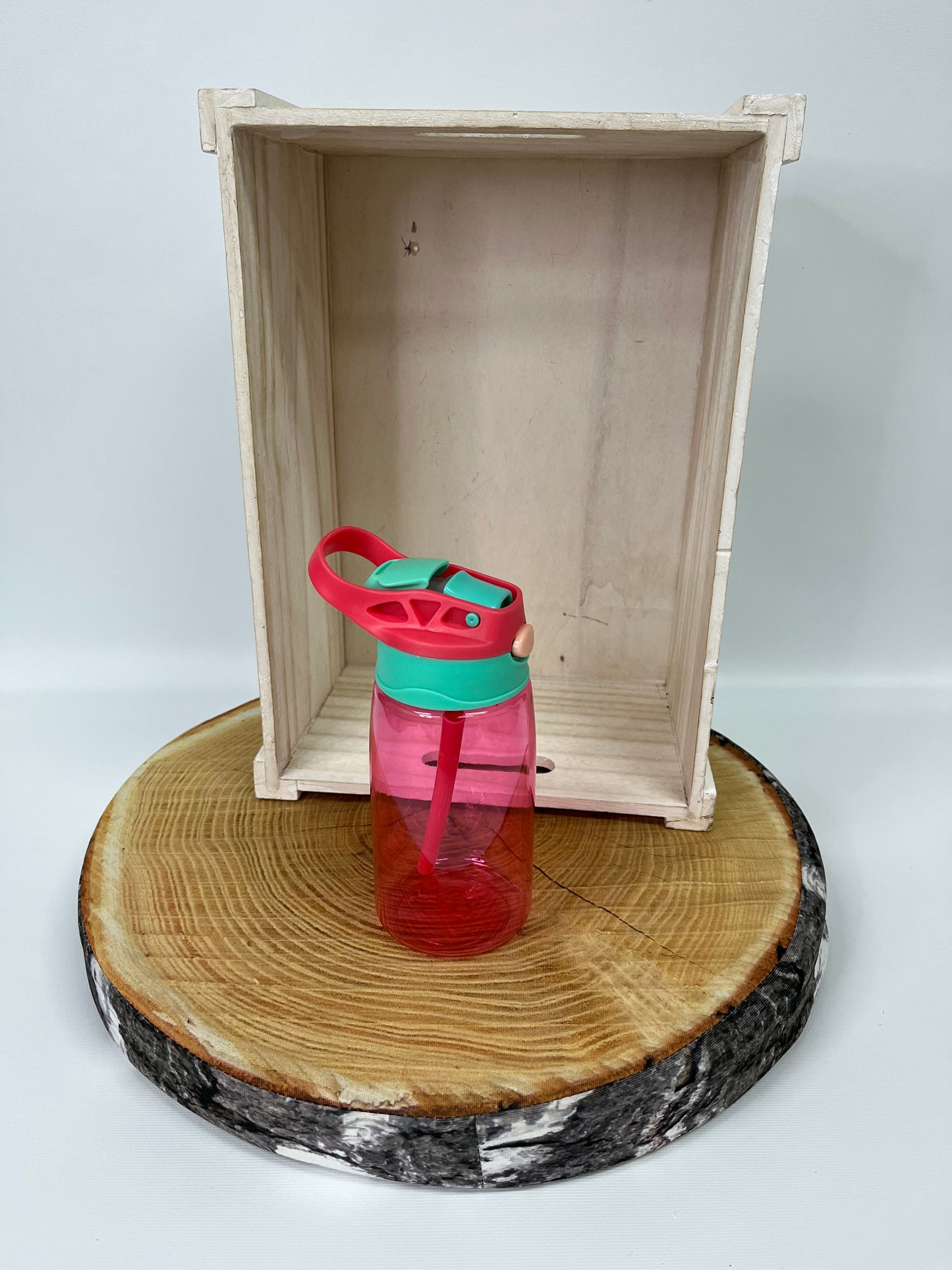 Bouteille pour enfant en plastique modele 2