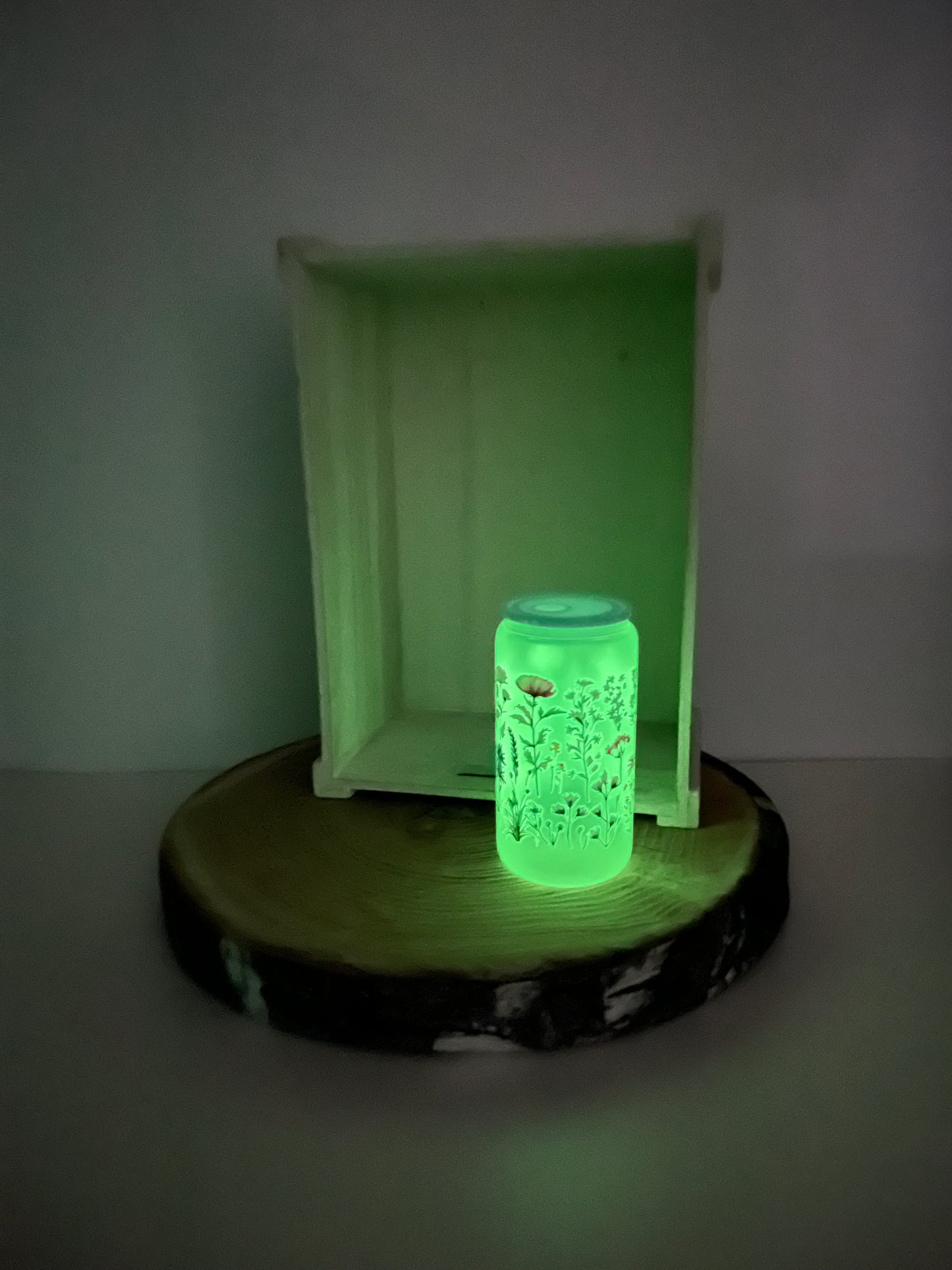 Verre en vitre uv jaune et UV DTF Glow in the dark- fleur des champs