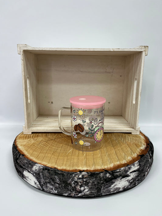 Tasse en vitre- heure du café